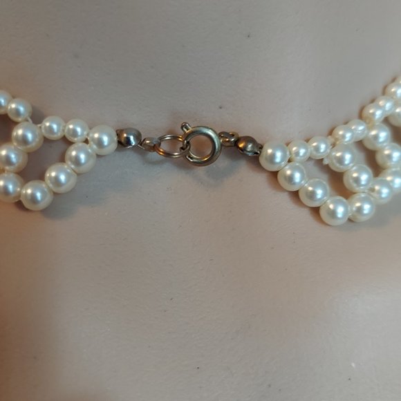 VINTAGE FAUX PEARL CHOKER NECKLACE - Picture 9 of 9